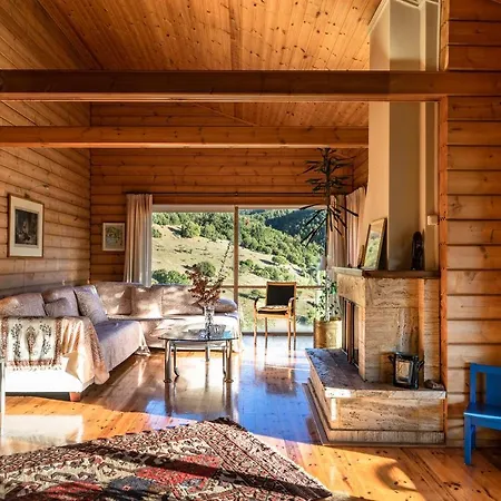 Luxury On Mountain With Great View * كالافريتا