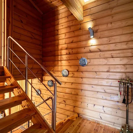 Luxury Chalet Villa, Kalavryta *