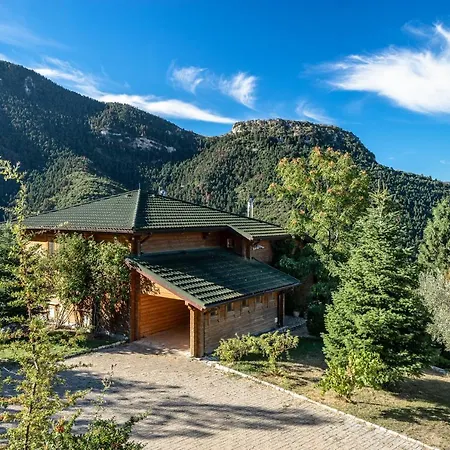 Luxury Chalet Villa On Mountain Top In Kalavryta With Amazing View *